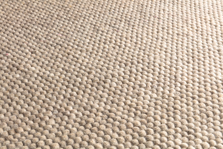 Loook Pebble 301 Felted Wool Rug Beige detail – The Slow Store