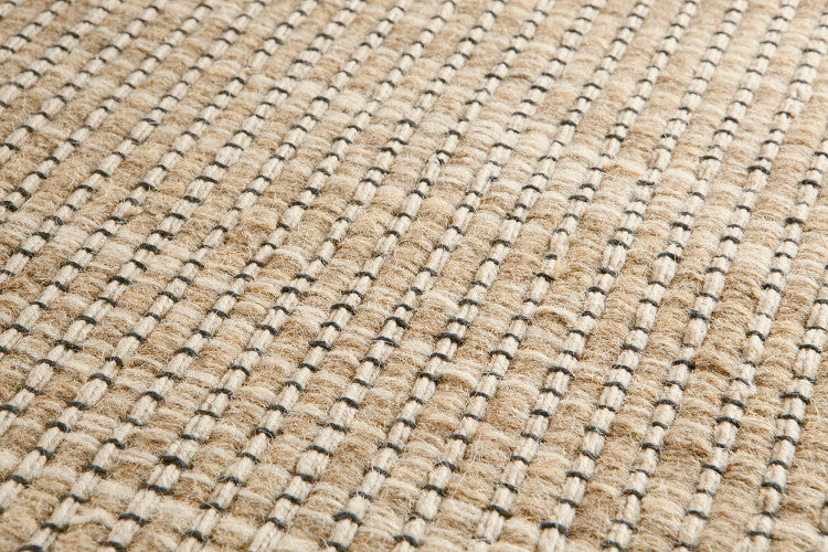 Loook Loom 408 Wool Cotton Rug Beige detail – The Slow Store