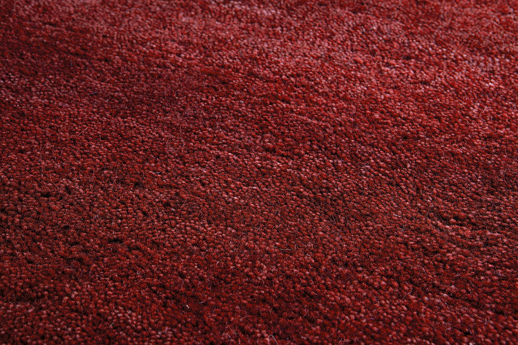 Loook Cloud 418 Hand-Knotted Wool Rug Red detail – The Slow Store