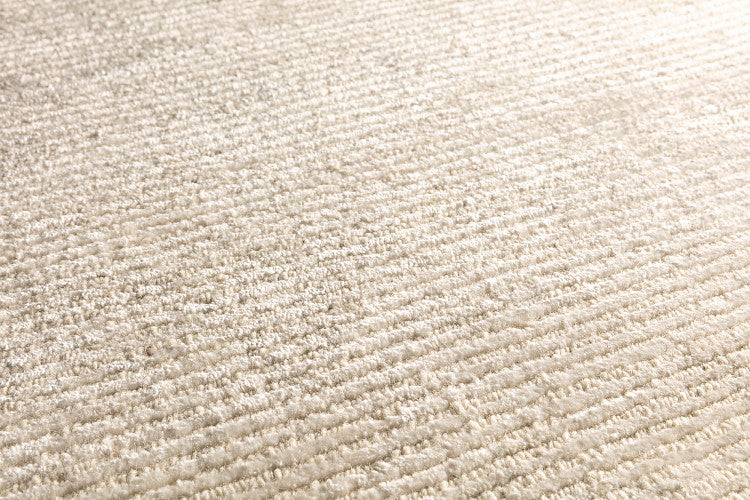 Loook Lustre 428 Wool & Bamboo Rug White detail – The Slow Store