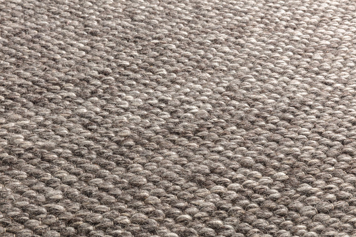 Loook Loop 605 Wool & Viscose Rug Charcoal detail – The Slow Store
