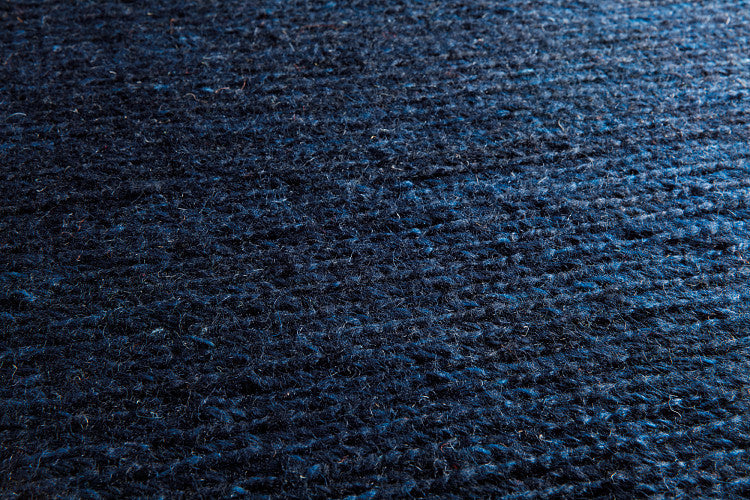 Loook Nomad 406 Handspun Wool Rug Navy Blue detail – The Slow Store