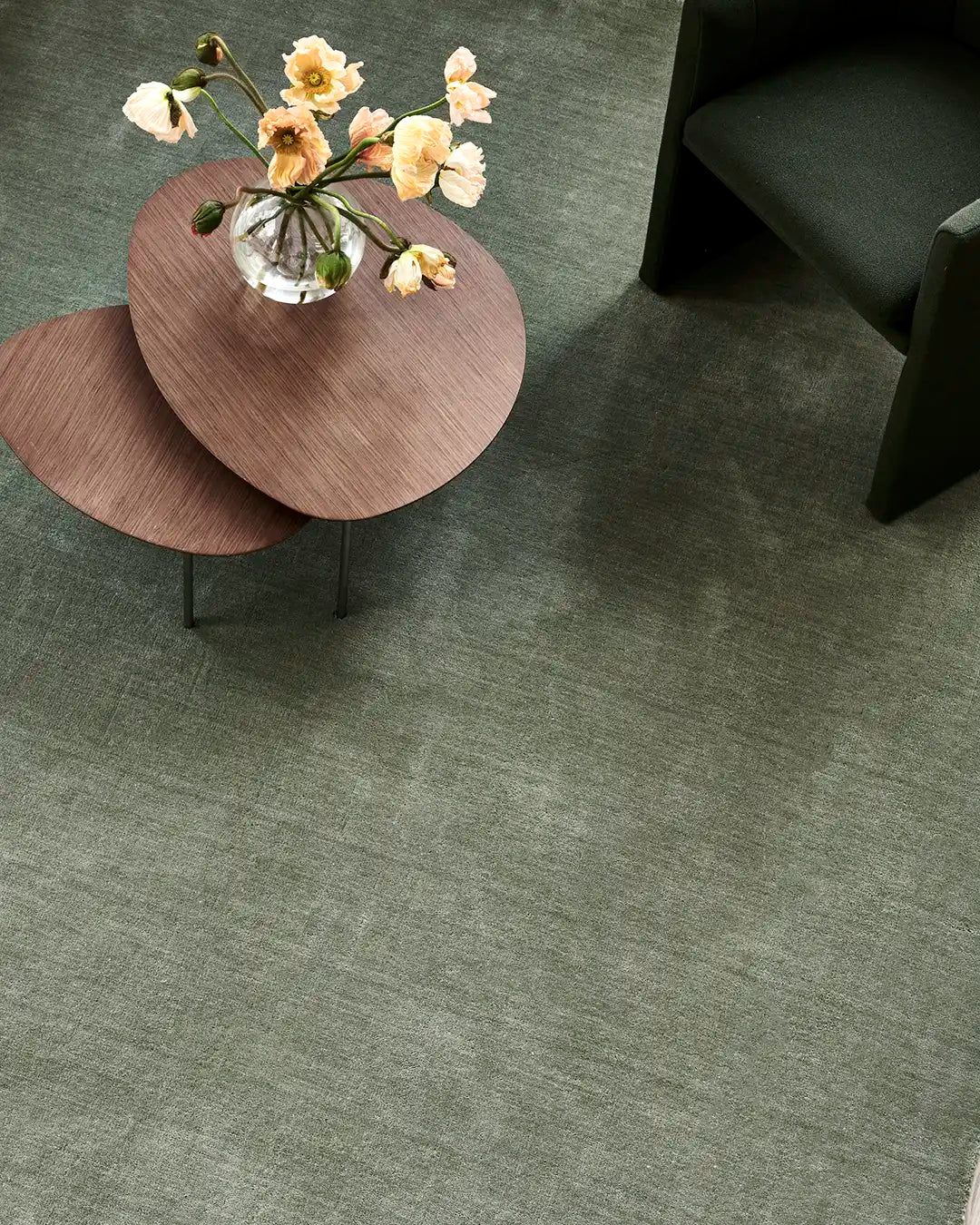 Classic Collection Solid Green wool rug - detail - The Slow Store