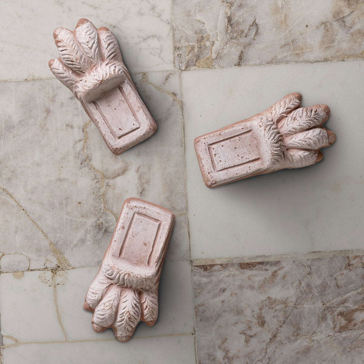 Bergs Potter Lion Paw Pot Feet Rosa Terracotta – The Slow Store – sfeerbeeld 3